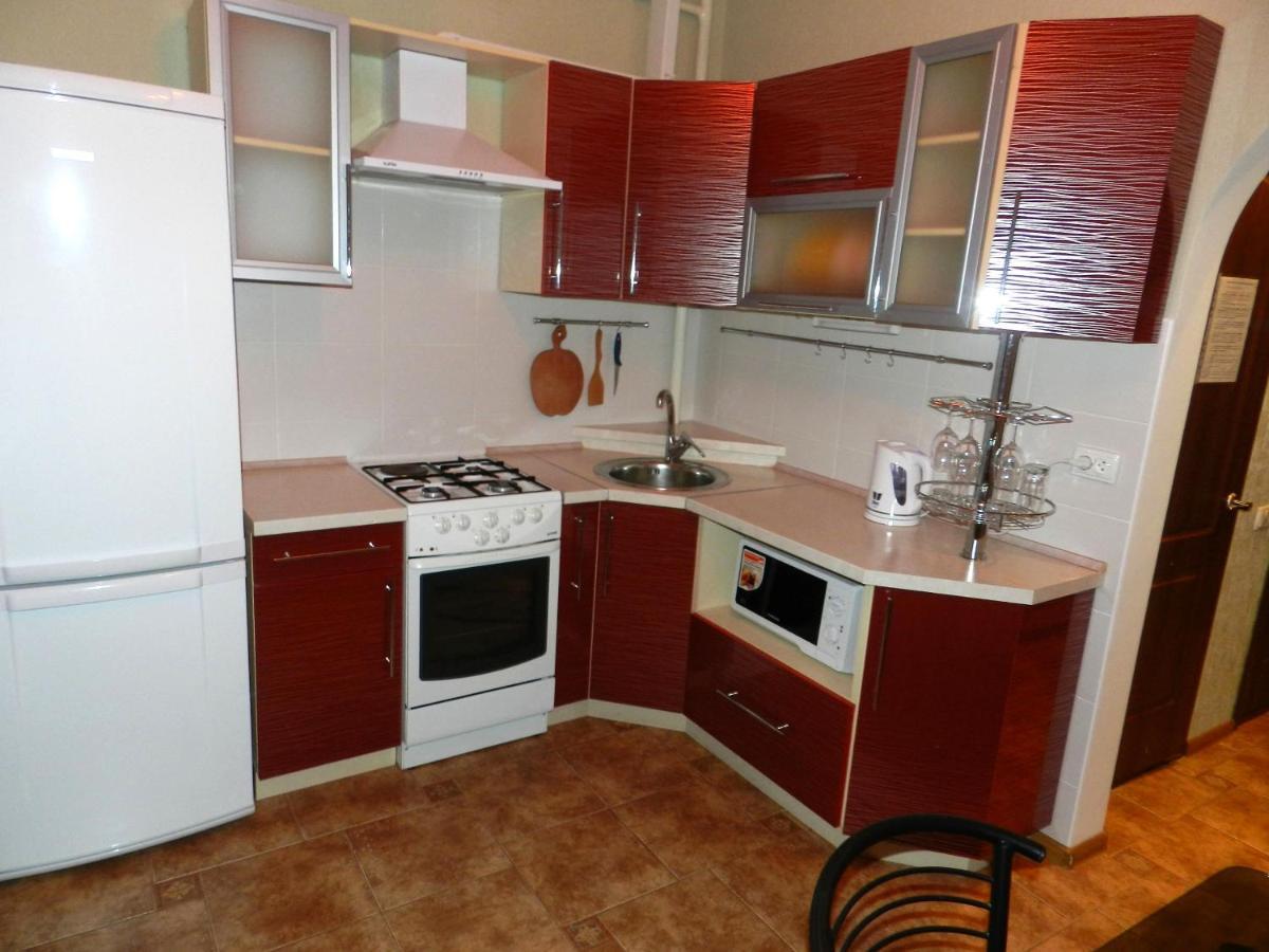 1-room Luxury Apartment on Sobornyi Avenue 174-а, by GrandHome. Center Запорожье Экстерьер фото